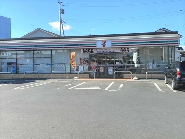 近くのセブンイレブン 太田市藤阿久北店まで600m（徒歩8分）