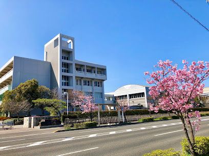 近くの高校・高専まで856m（徒歩11分）