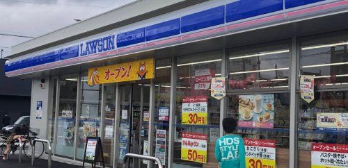 近くのローソン 御幣島三丁目店まで467m(徒歩6分)