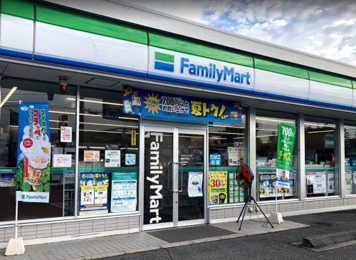 近くのファミリーマート 倉敷中庄店まで828m（徒歩11分）