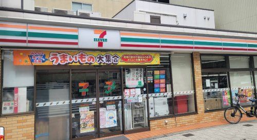 近くのセブンイレブン 大阪瓦屋町3丁目店まで903m（徒歩12分）