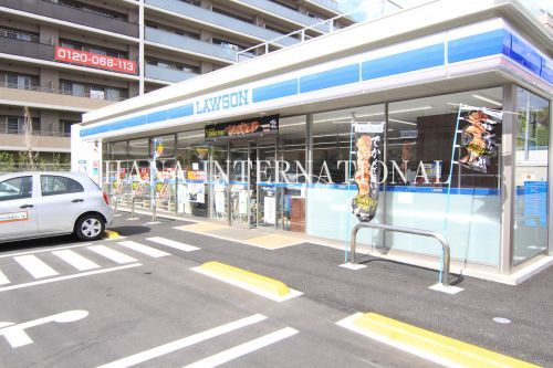 近くのコンビニまで1,166m（徒歩15分）