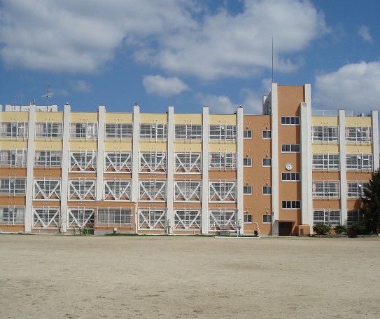 近くの門真市立 門真みらい小学校まで538m(徒歩7分)