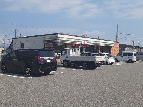 近くのセブンイレブン 富山城川原3丁目店まで1,333m(徒歩17分)