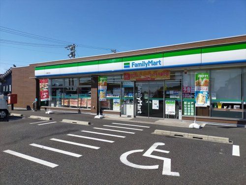 近くのファミリーマート 江南寄木店まで680m（徒歩9分）