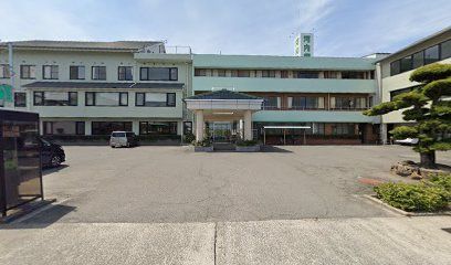 近くの河内医院まで451m（徒歩6分）