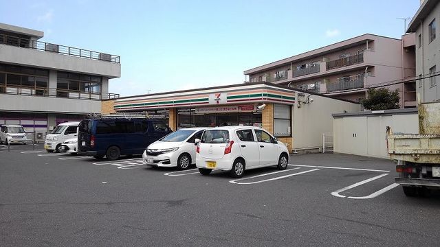 近くのセブンイレブン 門司大里戸ノ上1丁目店まで323m(徒歩5分)