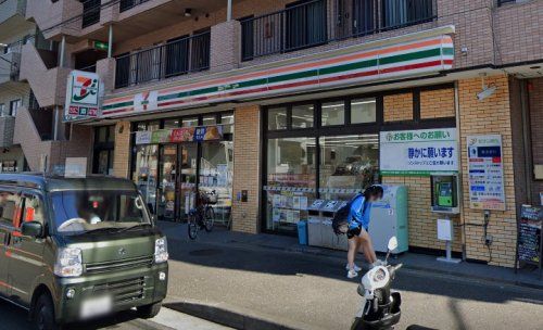 近くのセブンイレブン 横須賀坂本店まで1,309m（徒歩17分）