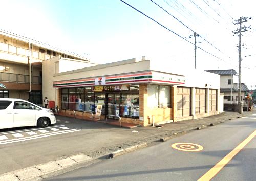 近くのコンビニまで1,780m（徒歩23分）