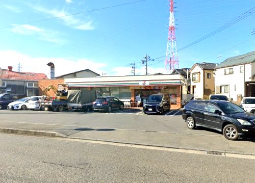 近くのコンビニまで1,025m（徒歩13分）