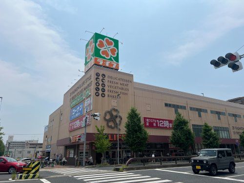 近くのライフ本山店まで1,070m（徒歩14分）