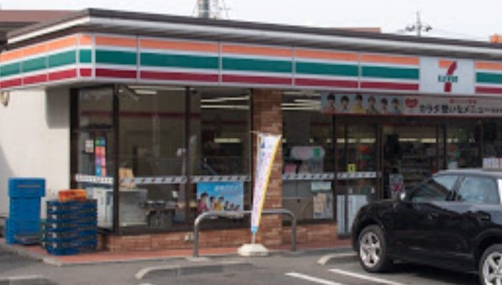 近くのセブンイレブン 東恋ヶ窪3丁目店まで502m（徒歩7分）