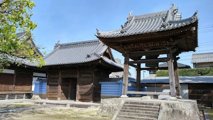 近くの70番札所 本山寺まで1,248m(徒歩16分)