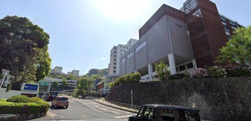 近くの長崎大学病院まで645m(徒歩9分)