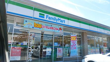 近くのファミリーマート 倉敷新田店まで521m（徒歩7分）