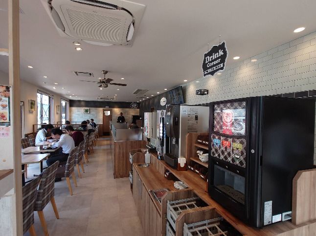 近くの吉野家 静岡インター通り店まで656m(徒歩9分)