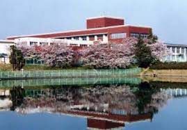 近くの上高瀬小学校まで975m(徒歩13分)