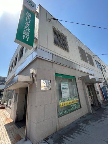 近くの埼玉りそな銀行 北越谷支店まで1,333m(徒歩17分)