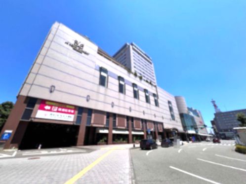 近くの徳島駅まで833m（徒歩11分）