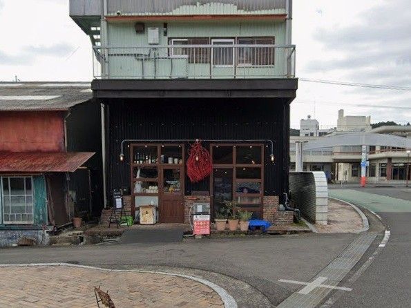 近くのArbre-monde(アルブルモンド)まで1,633m(徒歩21分)