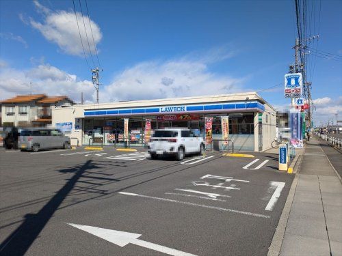 近くのローソン 小牧久保一色店まで1,045m(徒歩14分)