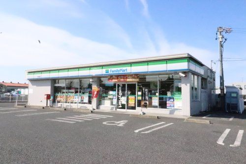 近くのファミリーマート 犬山鶴池店まで400m(徒歩5分)