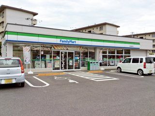 近くのファミリーマート 高松松島町店まで853m(徒歩11分)
