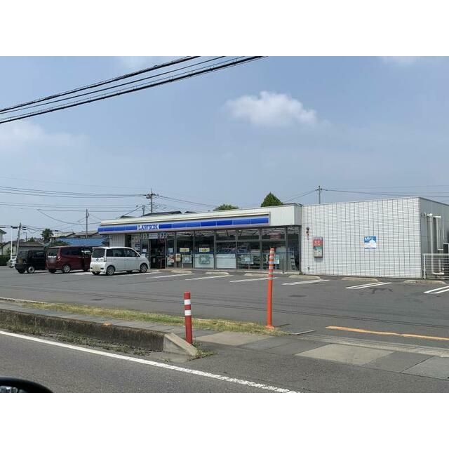 近くのローソン 伊勢崎三室町店まで416m（徒歩6分）