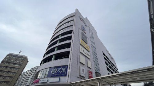 近くのパークアベニューまで1,189m（徒歩15分）