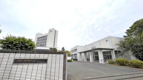 近くの東京国際大学第二キャンパスまで1,457m（徒歩19分）