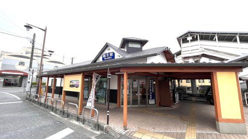近くの越生駅まで350m（徒歩5分）