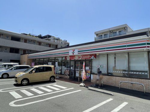 近くのセブンイレブン 小金井梶野通り店まで454m(徒歩6分)