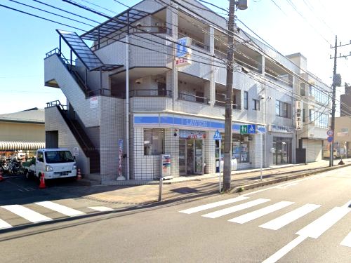 近くのコンビニまで405m（徒歩6分）