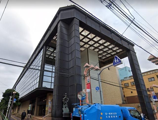 近くの板橋区立文化会館まで1,605m（徒歩21分）