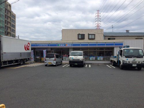 近くのローソン 門真北岸和田二丁目店まで339m（徒歩5分）