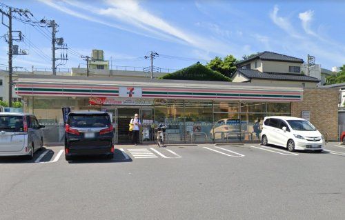 近くのセブンイレブン 習志野藤崎6丁目店まで376m（徒歩5分）