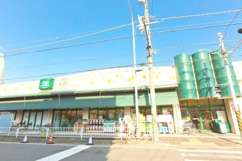 近くのFUJIまで400m(徒歩5分)