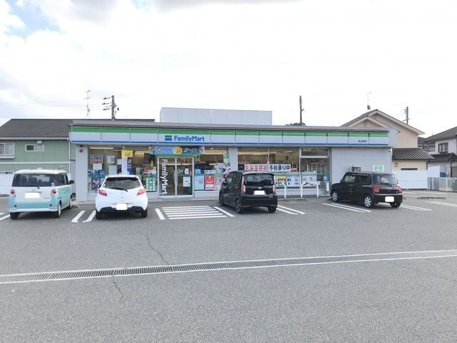 近くのファミリーマート 岡山箕島店まで500m（徒歩7分）