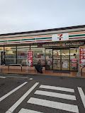 近くのセブンイレブン 八千代宮坂店まで560m（徒歩7分）