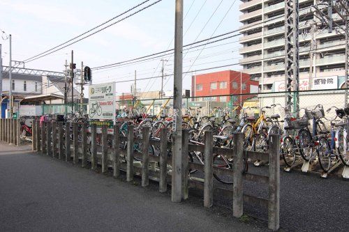 近くの大袋駅前第２駐輪場まで1,380m（徒歩18分）