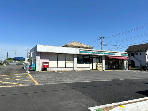 近くのローソンストア100 LS東浦和七丁目店まで458m(徒歩6分)
