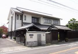 近くの町立資料館まで5,371m（徒歩68分）