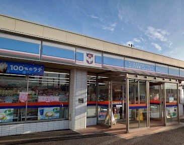 近くのローソン長岡蓮潟店まで213m(徒歩3分)