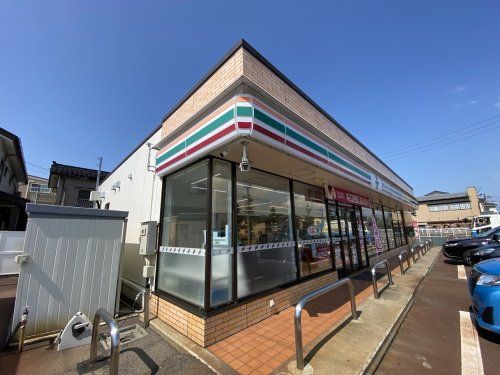 近くのセブンイレブン蓮潟店まで410m(徒歩6分)