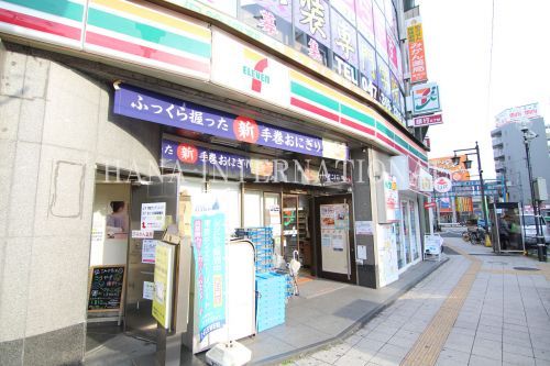 近くのセブンイレブン 浦安駅南口店まで455m（徒歩6分）