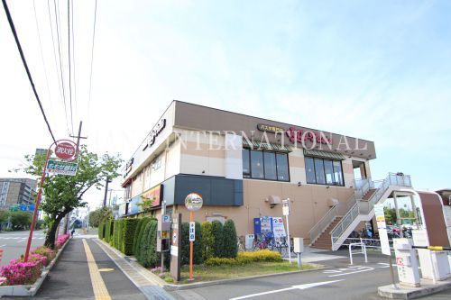 近くのジョリーパスタ ライフガーデン新浦安店まで1,174m（徒歩15分）