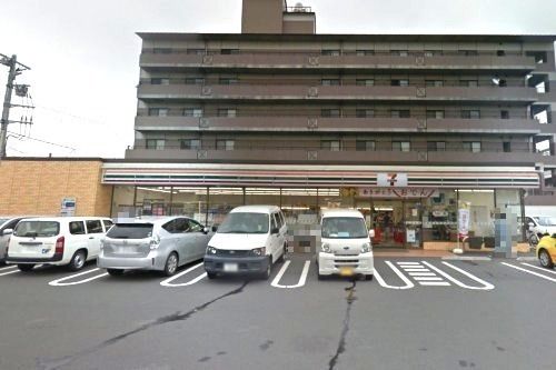 近くのセブンイレブン横浜鶴見大東まで120m(徒歩2分)
