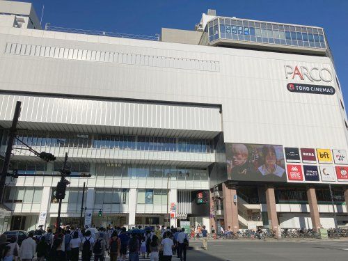近くの錦糸町PARCOまで930m（徒歩12分）