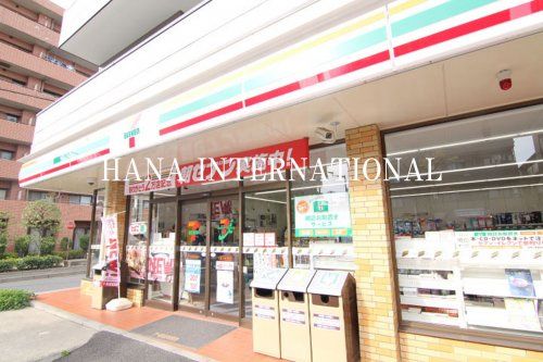 近くのセブンイレブン船橋山野町店まで726m（徒歩10分）