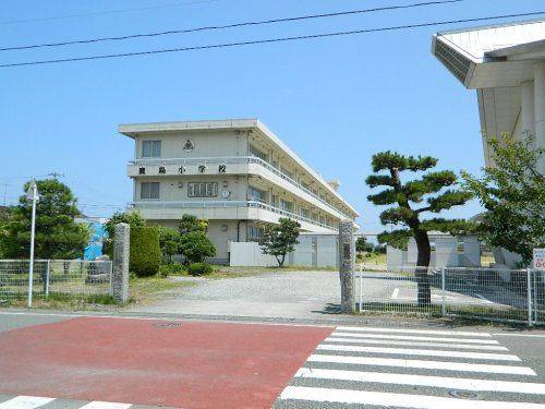 近くの南相馬市立鹿島小学校まで1,724m（徒歩22分）